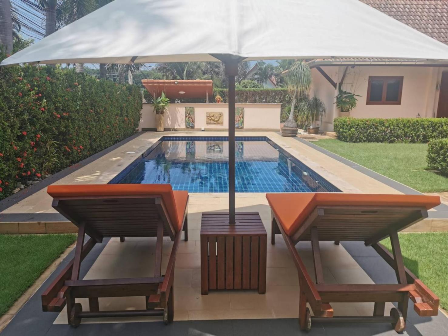 Villa Pimlada Nai Harn Luaran gambar