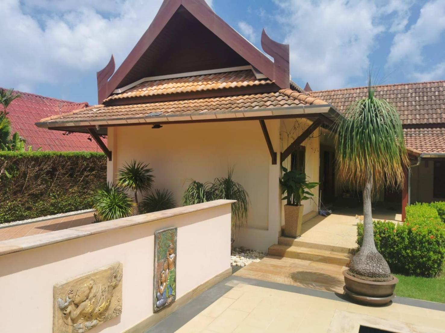 Villa Pimlada Nai Harn Luaran gambar